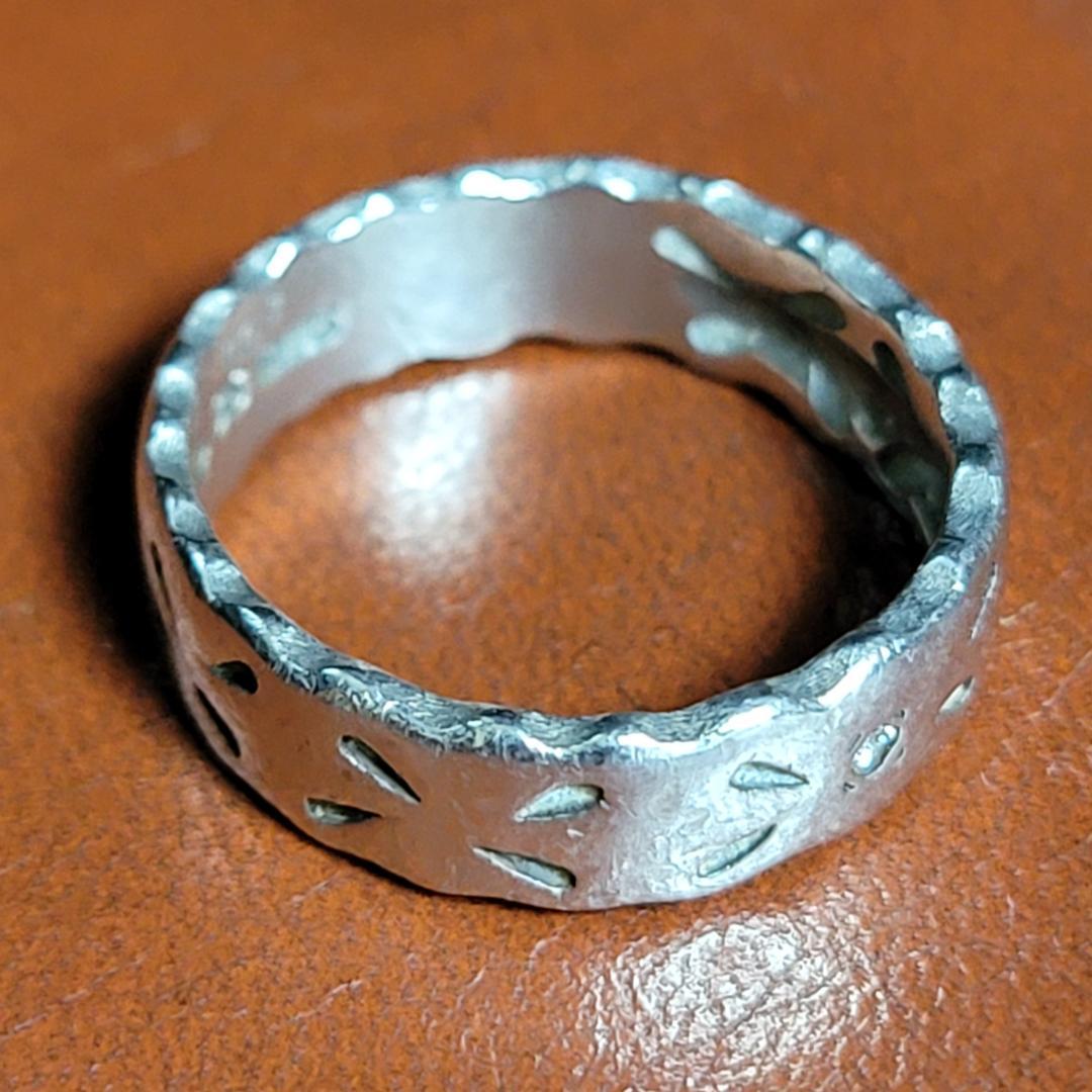 ビンテージ 銀の指輪 ダイヤモンド シルバーリング シルバー925 彫金