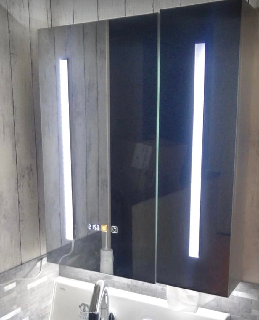 【新品未使用】　JSLJDM 壁掛け ミラーキャビネット 鏡 収納付き