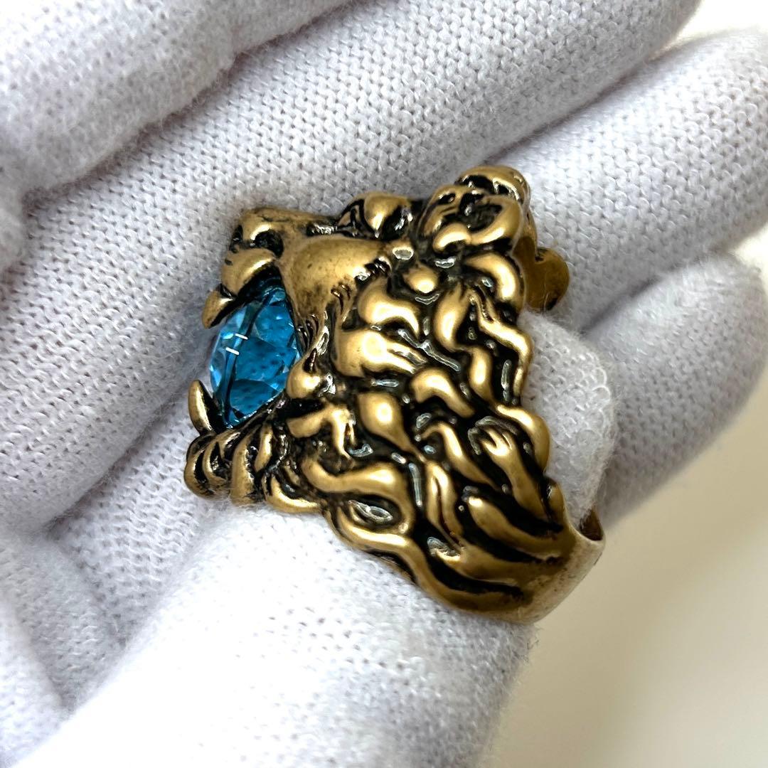 と*ラ様 GUCCI ライオンヘッド リング ブルーストーン ゴールド ヴィンテ