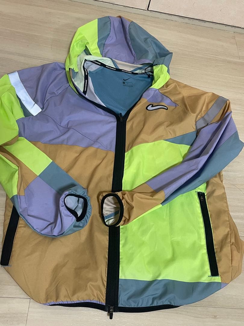 ナイキ　ワイルドラン　ウィンドブレーカーL、パンツM、キャップ　3点セット。