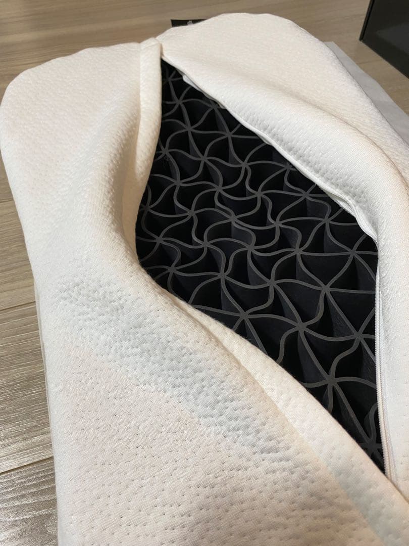 【ちぃ】ヒツジのいらない枕 極柔／使用3日・美品