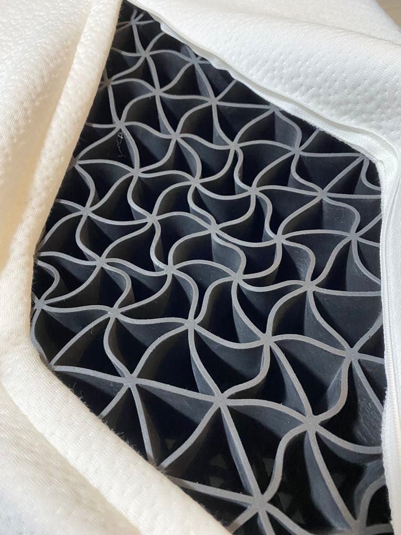 【ちぃ】ヒツジのいらない枕 極柔／使用3日・美品