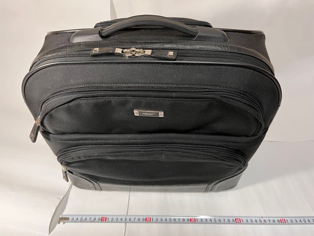 TUMIキャリーバッグ2輪