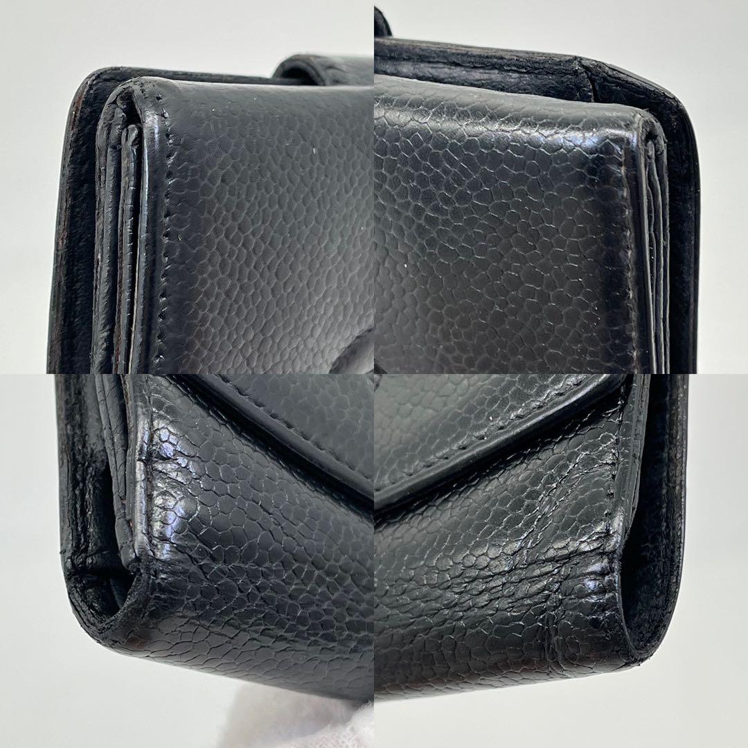 CHANEL 二つ折り財布 ココマーク コンパクト キャビアスキン 黒 レザー