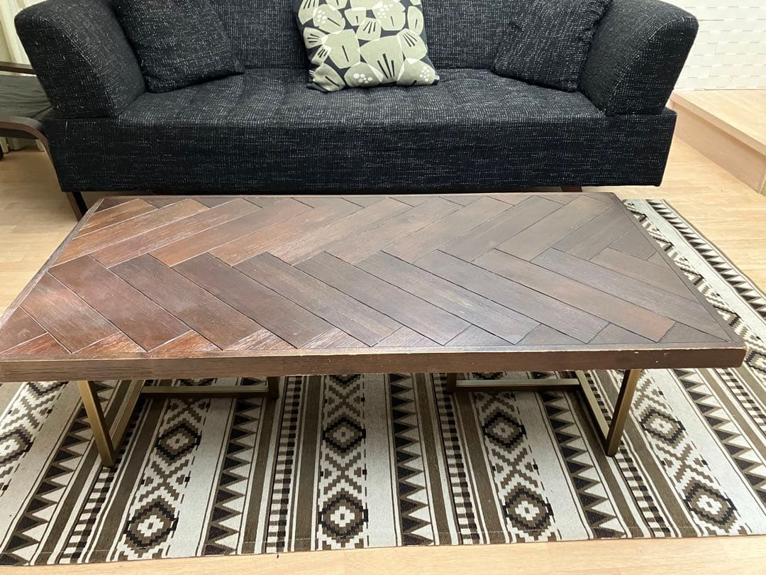 ヘリンボーンデザインセンターテーブル