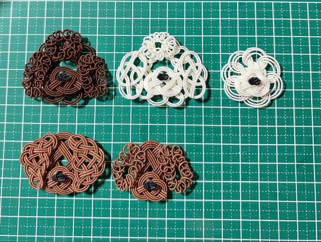 絹巻き水引パーツ 犬