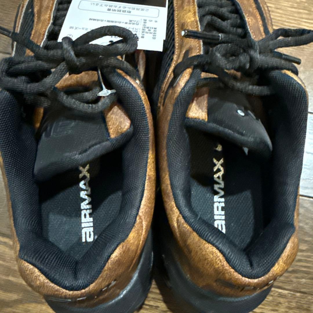 NIKEウィメンズエアマックスミューズSE お値下げしました。