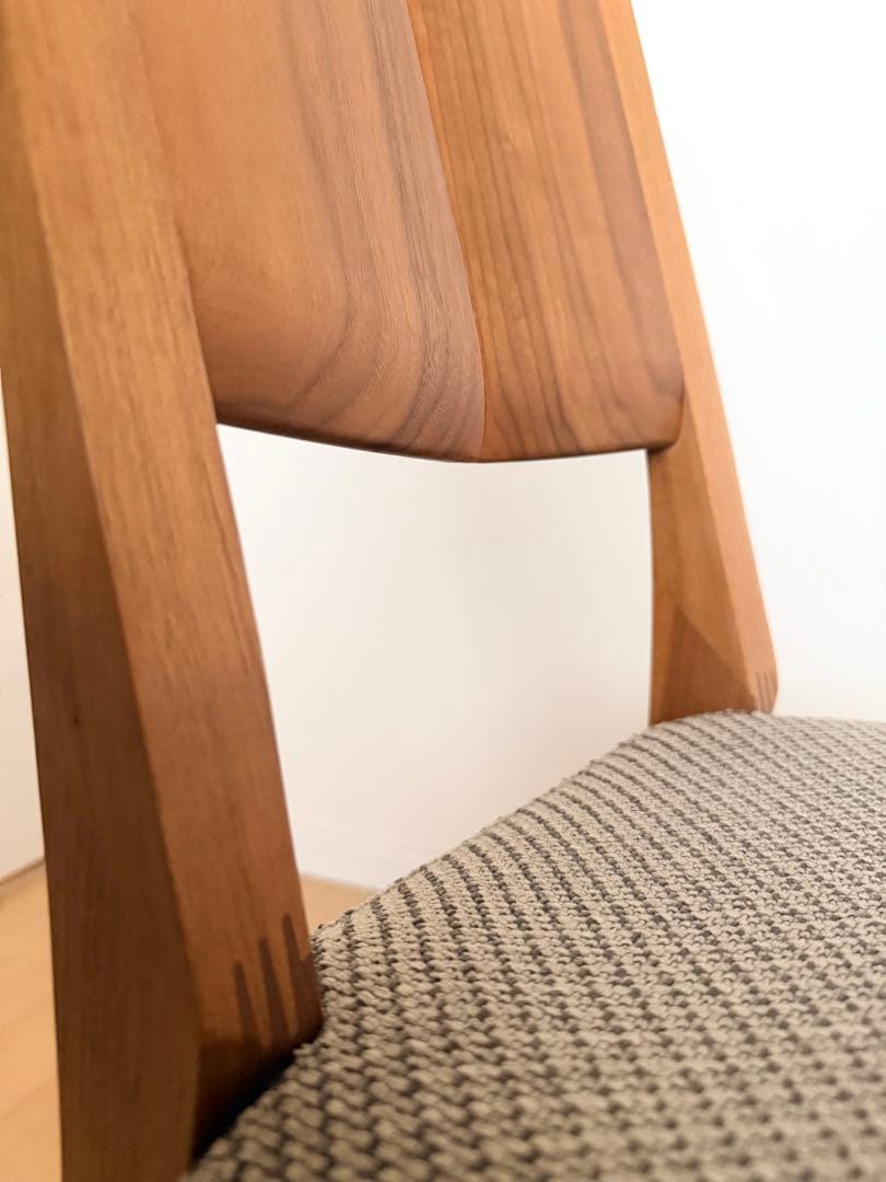 【カリモク家具】　ダイニングチェア④