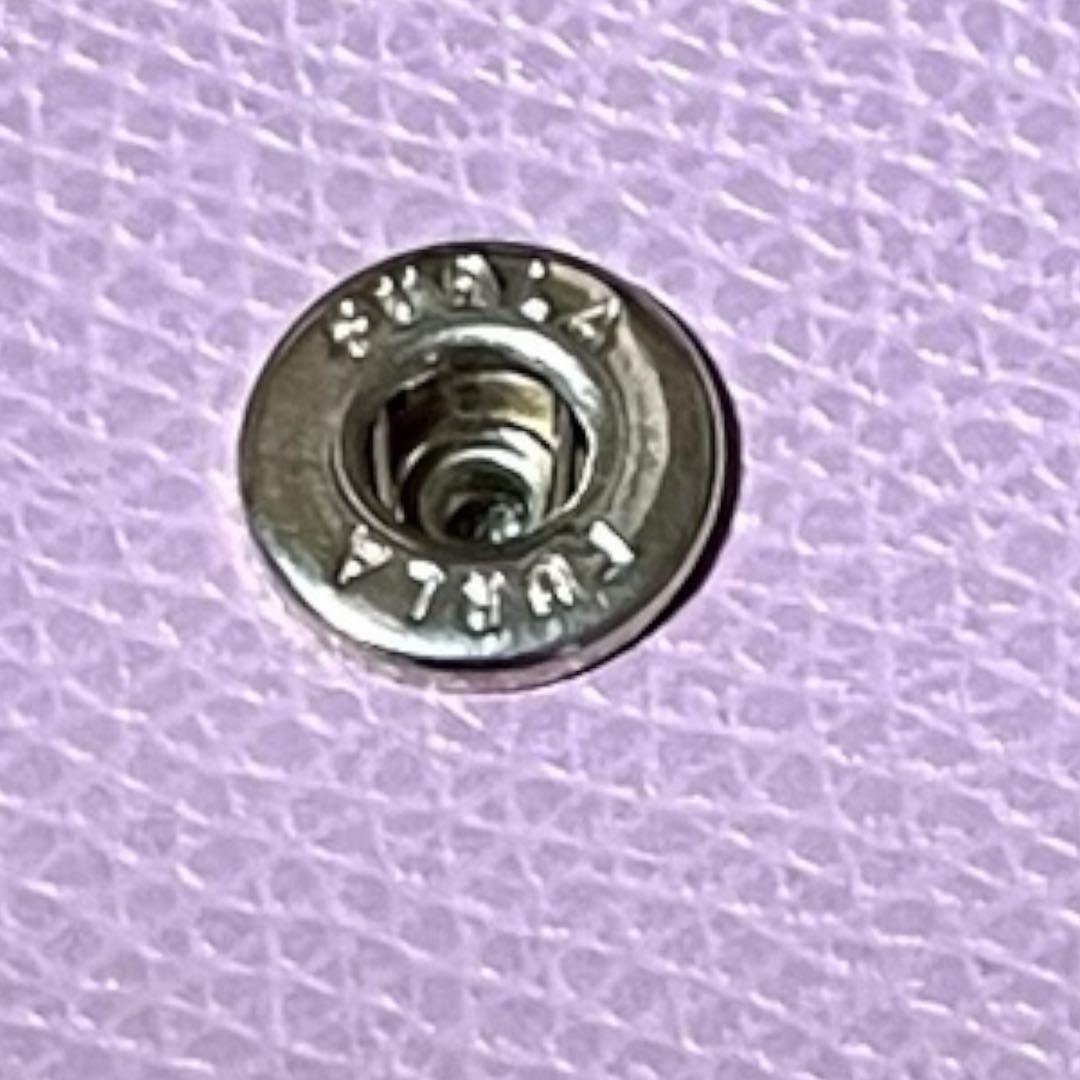 美品 FURLA フルラ☆シボ革 カメリア ウォレット レザー ピンク箱保存袋付