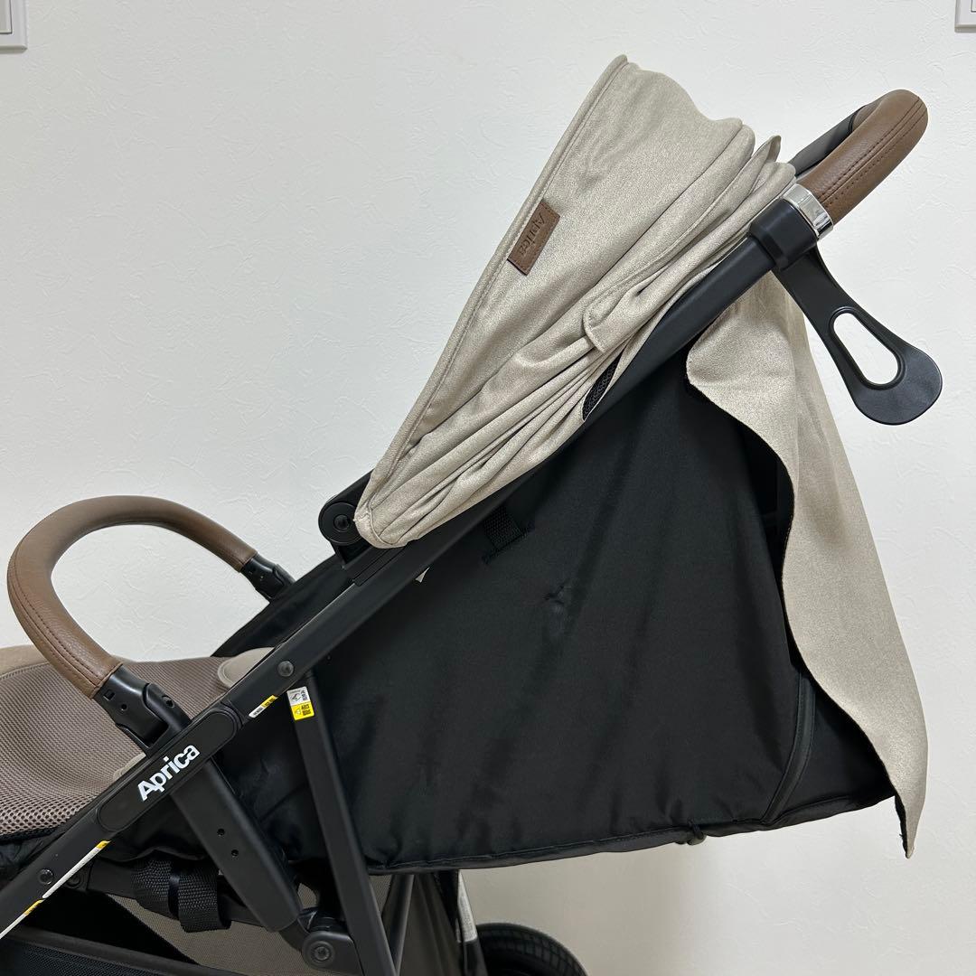 Aprica アップリカ スムーヴプレシャス ベビーカー ベージュ