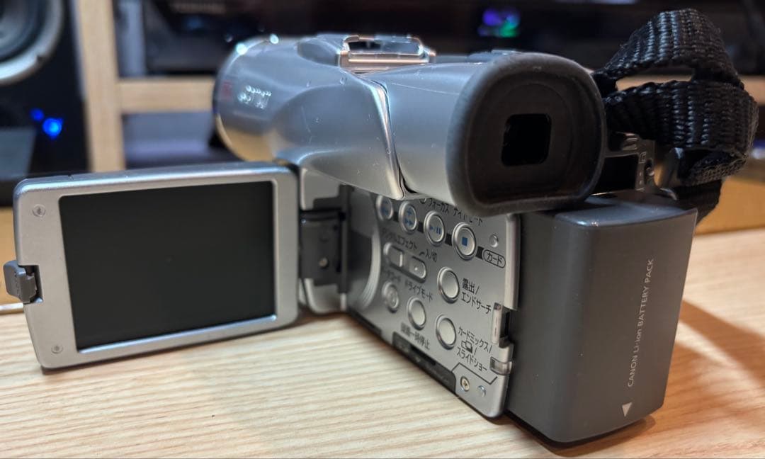 正常動作確認済美品　キヤノン　miniDVビデオカメラ FV-M100
