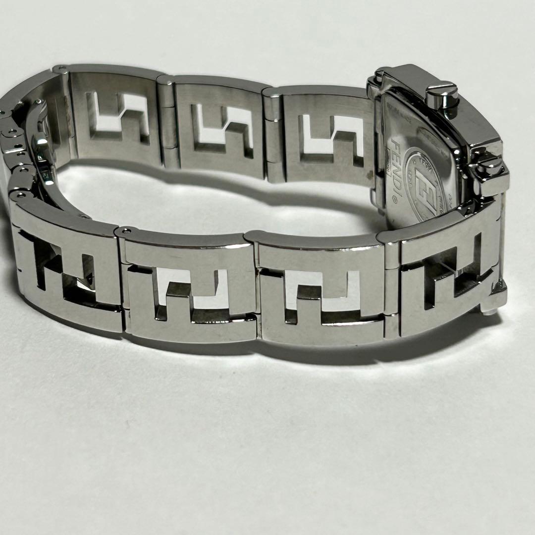 稼働/新品電池 FENDI フェンディ ズッカ クアドロ オロロジ 腕時計