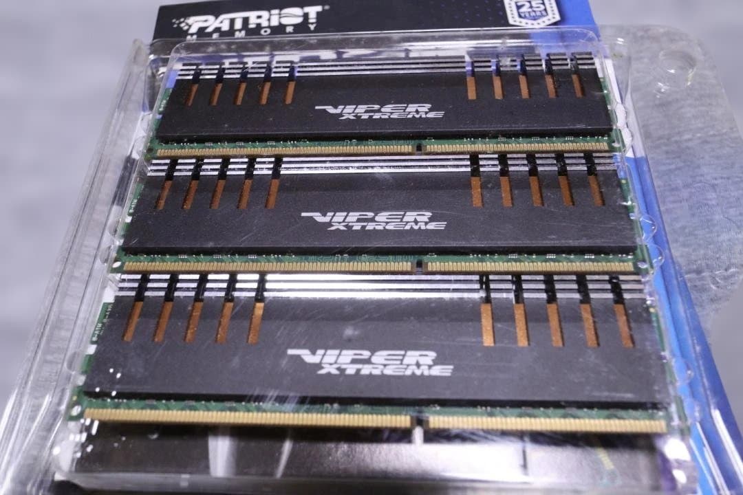 ASUS MAXIMUS V GENE マザーボード+CPU+メモリ