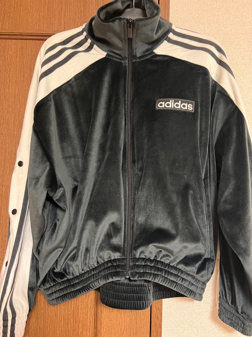 新品XL adidas W ADIBREAK VELOUR TT 重盛さと美