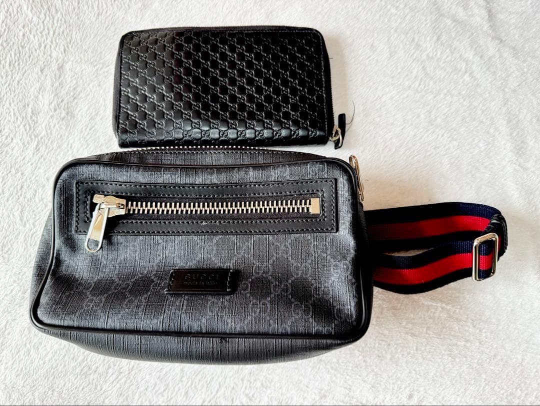 GUCCI ボディバックと長財布のセット
