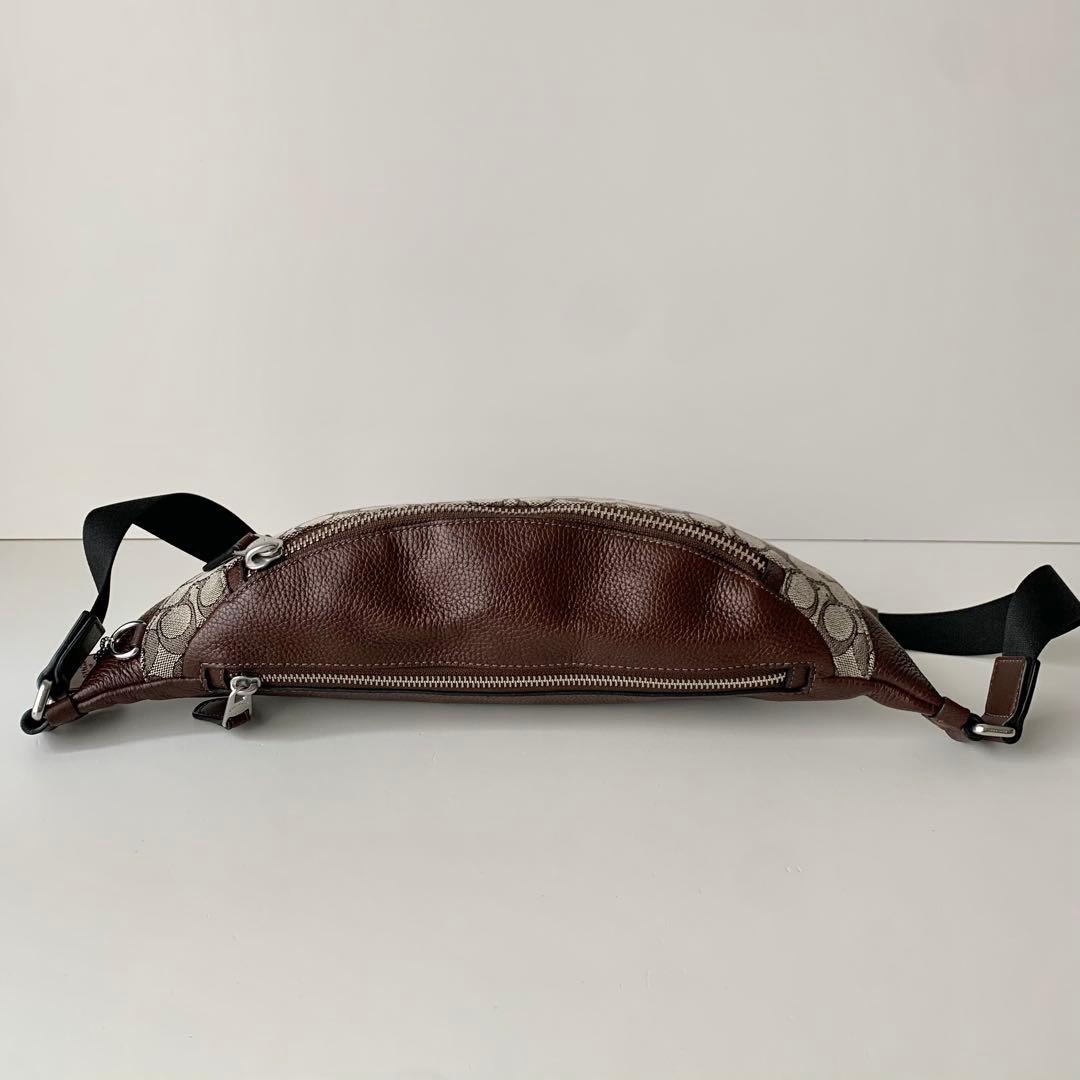 【COACH】コーチ　ワーレン　ベルトバッグ　ボディバッグ　シグネチャー　新品