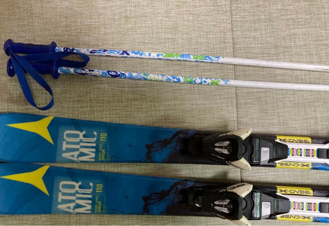 Atomic アトミック子供用 スキー 板　110cm おまけストック