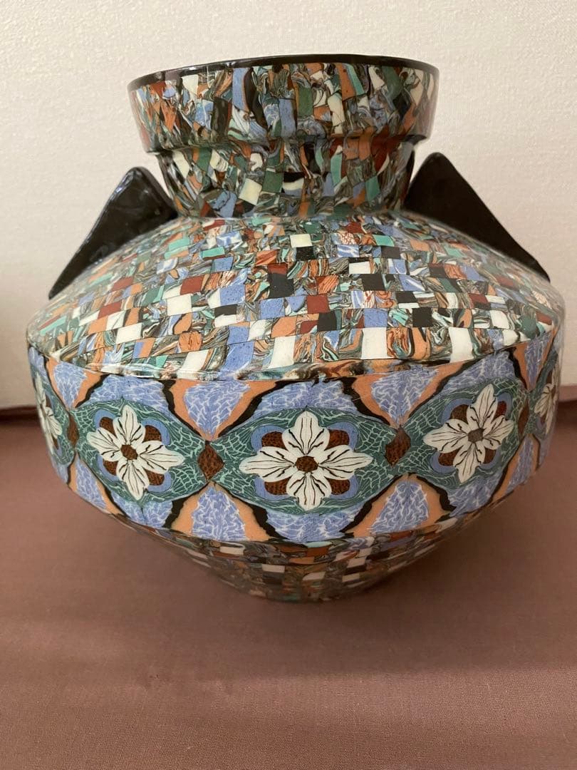 花瓶　鉢　壺　飾り物　陶器　造花　高価