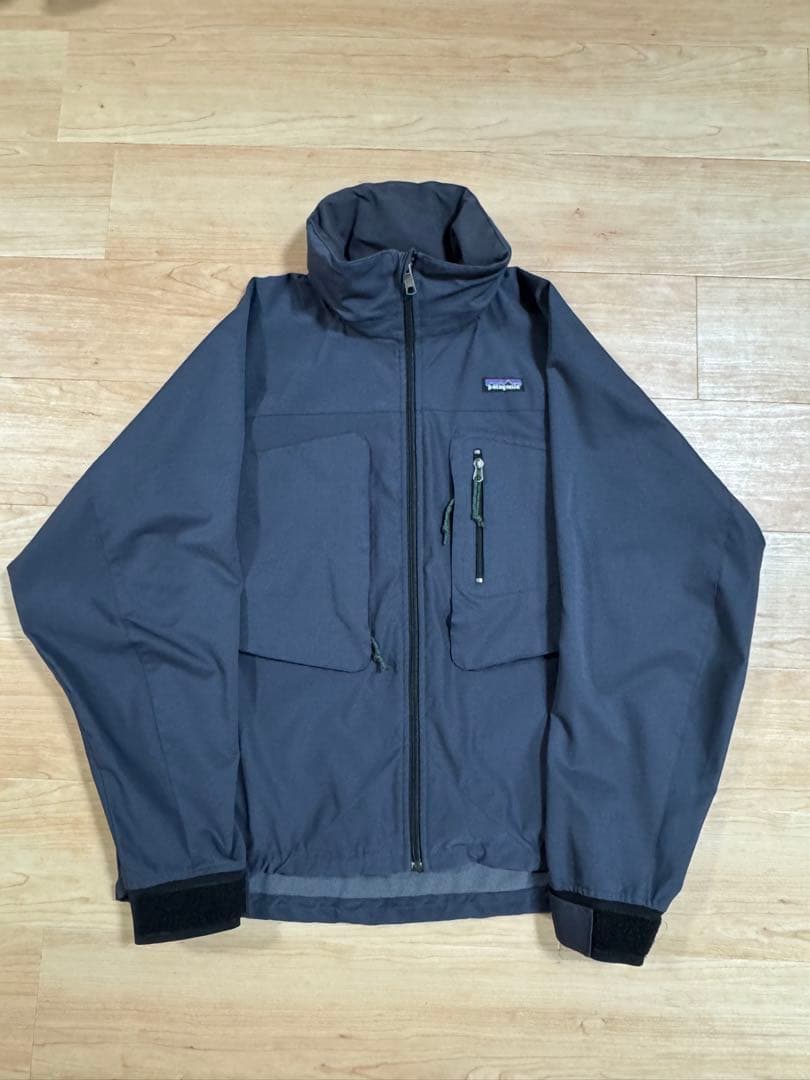 【美品】patagonia ハイドロシェッド カナダ製 Mチャコール SST