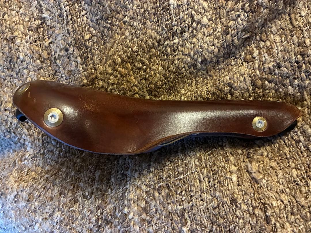 Gilles BERTHOUD ジルベルソー サドル