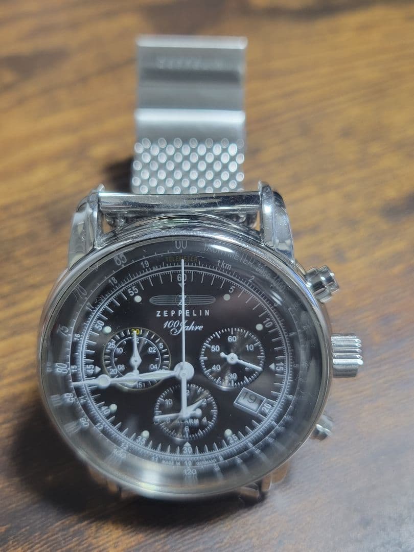ツェッペリン100周年クロノグラフ
