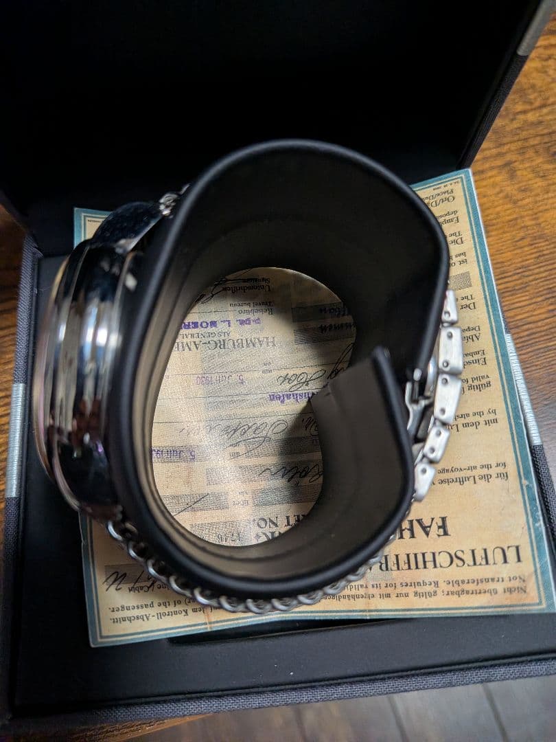 ツェッペリン100周年クロノグラフ