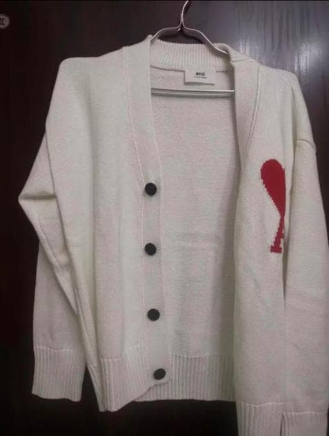 未使用AMI PARIS 男女兼用 ニットカーディガンS06