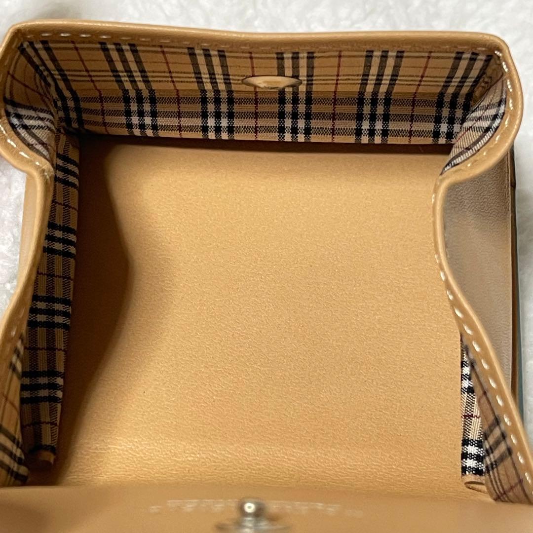 未使用 バーバリーブラックレーベル 本革 ケース ノバチェック