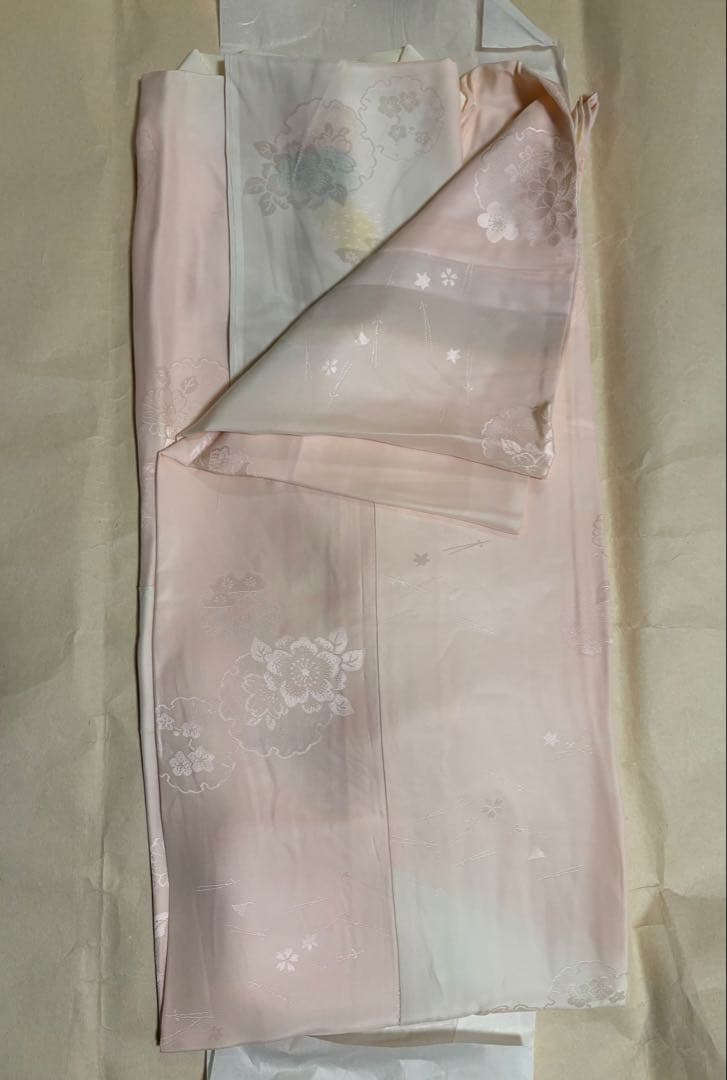 振り袖2着＋フルセット（訳あり長襦袢）おまけで小振袖1着、着物用ハンガー