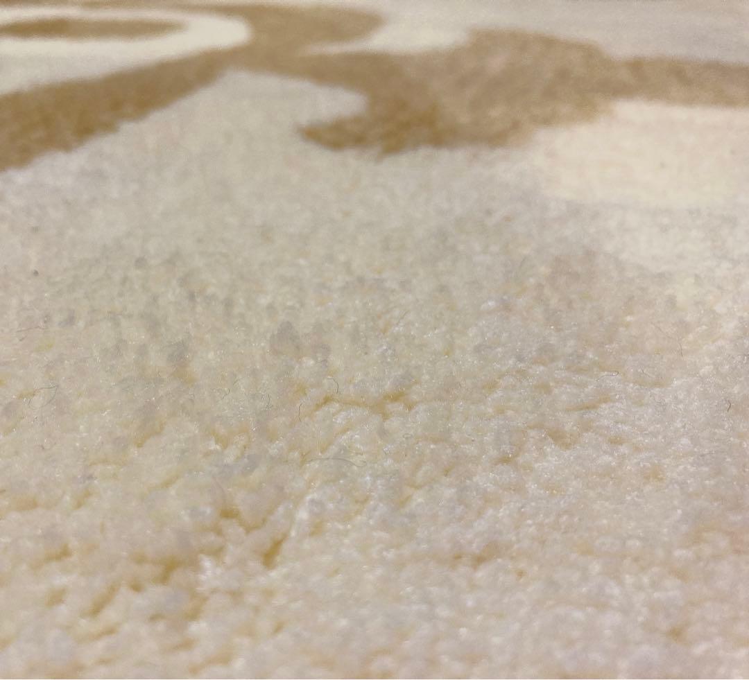 ラグ　カーペット　隠れミッキー　　130✖️190