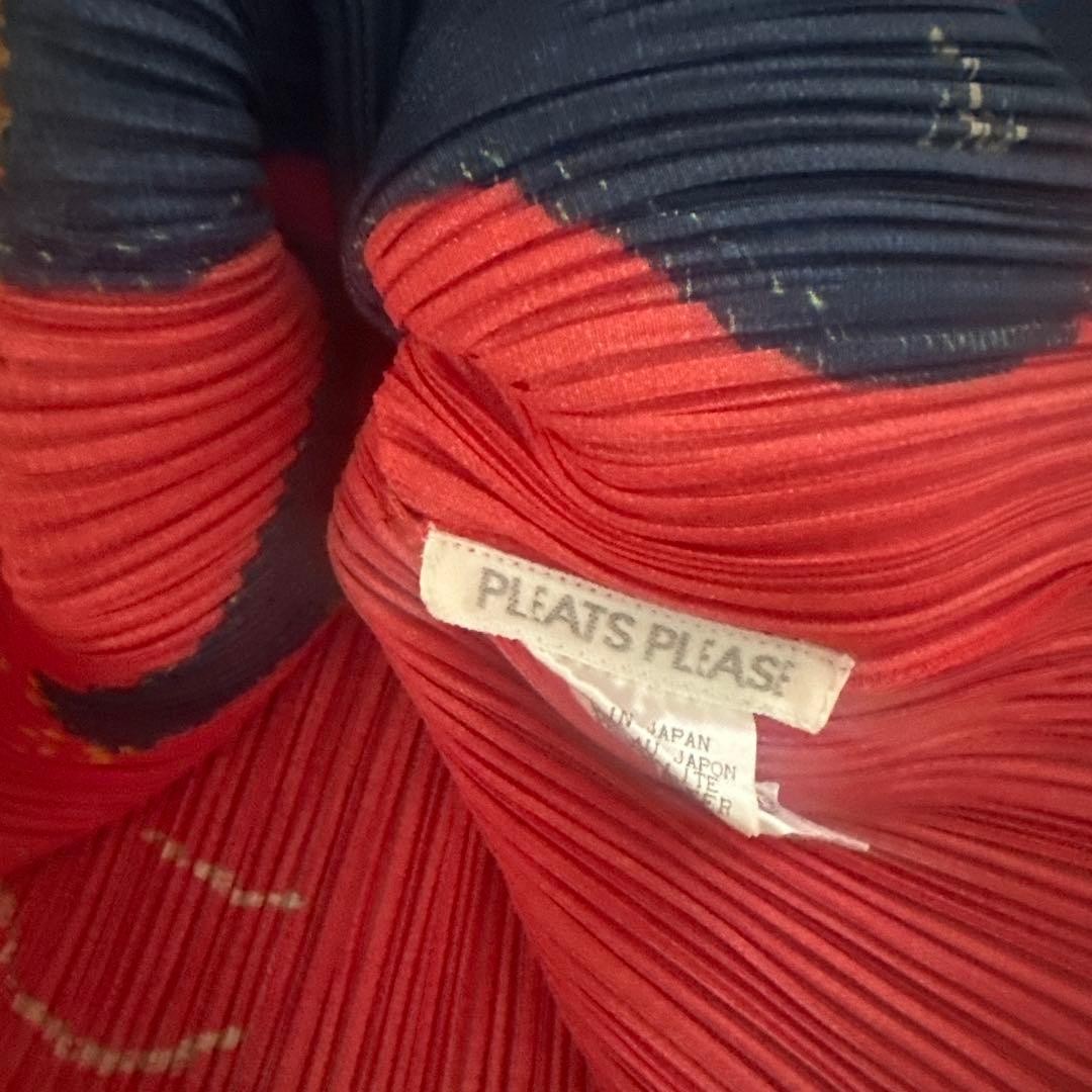 イッセイミヤケタンクトップ