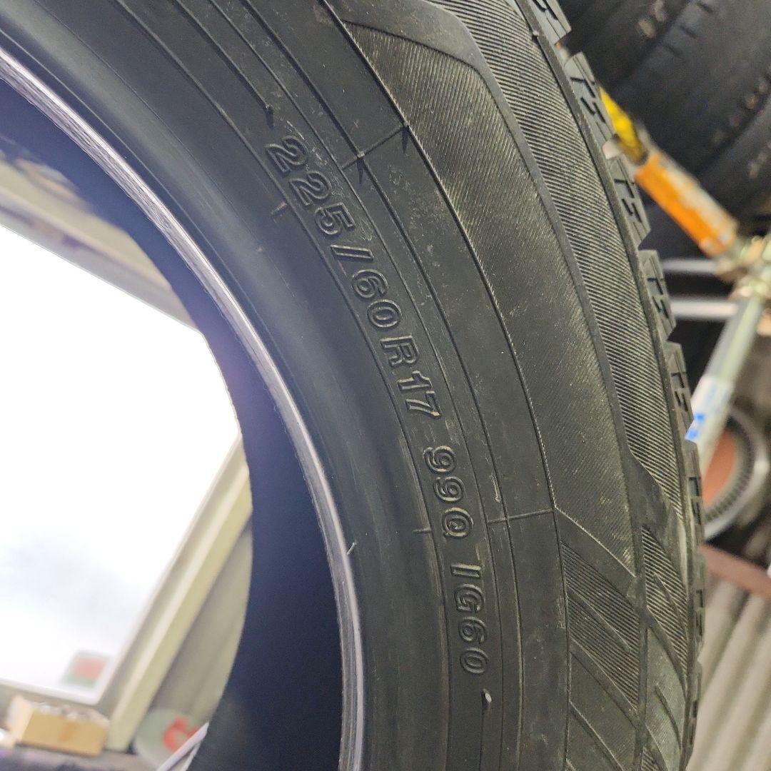 225/60R17　スタッドレス　4本セット 18年製