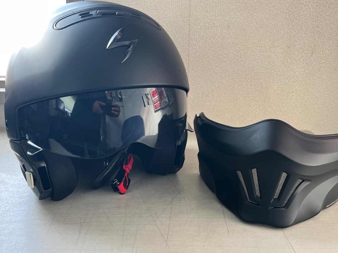 スコーピオン EXO COMBAT バイク　ヘルメット　マットブラック