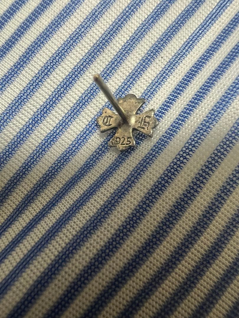 みかんCHROME HEARTS クロスダイヤ　ピアス片耳