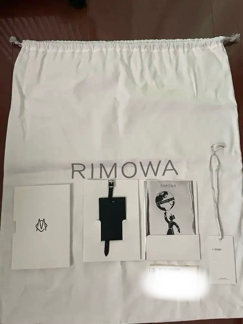 新品未使用 リモワ クラシック キャビンS 33L 機内持ち込み 公式HP購入品