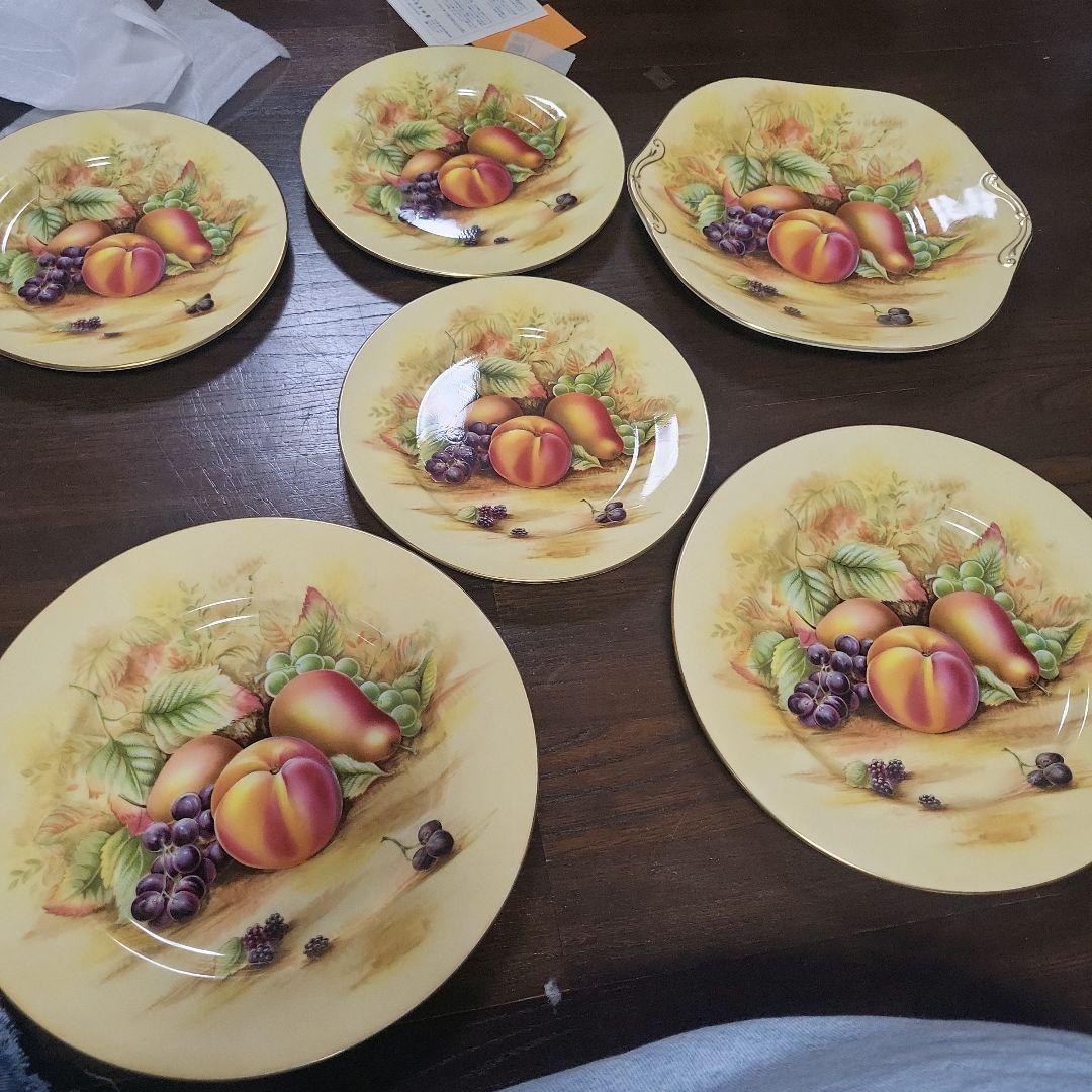 希少、廃盤エインズレイ　イギリス製オーチャードゴールド　お皿セット