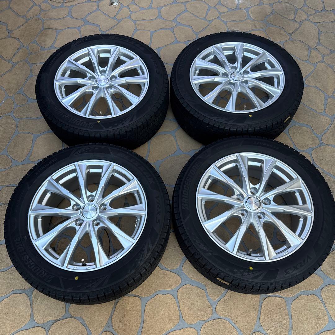 215/55R17 スタッドレス　ブリヂストン ブリザックVRX3
