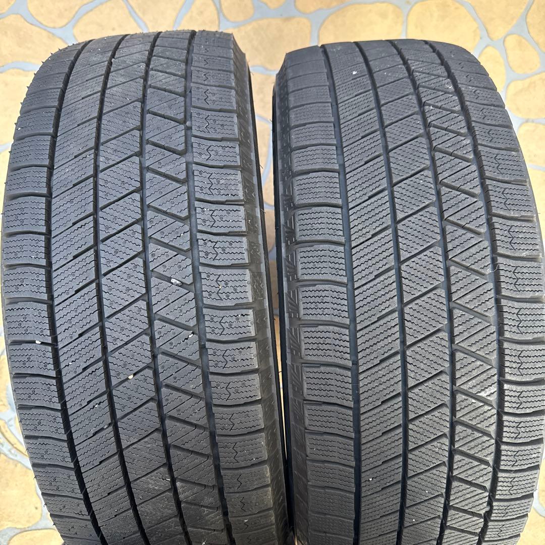215/55R17 スタッドレス　ブリヂストン ブリザックVRX3