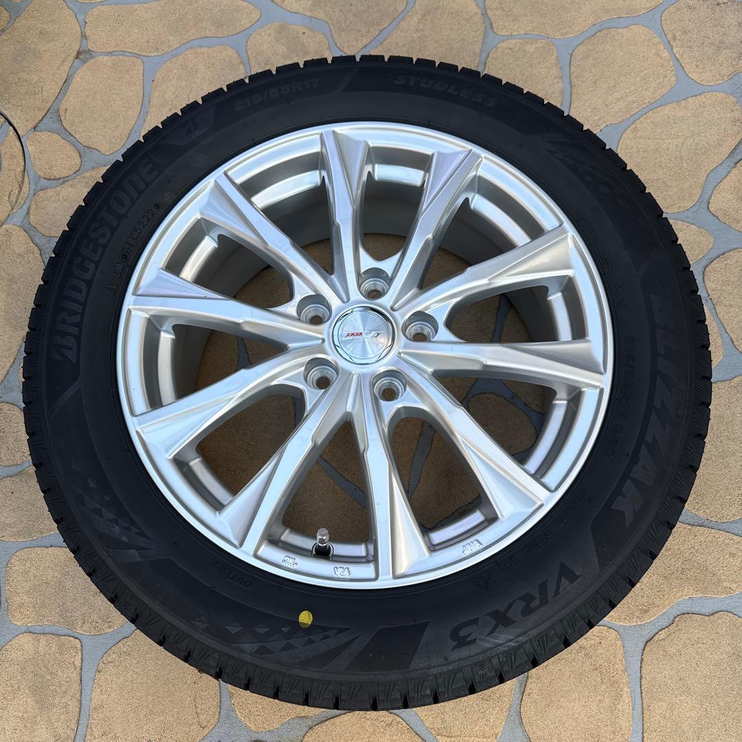 215/55R17 スタッドレス　ブリヂストン ブリザックVRX3