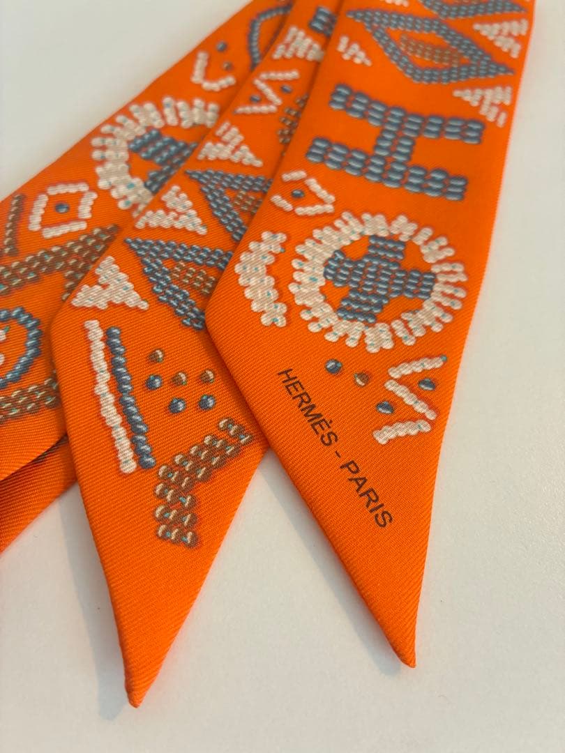 【極美品】HERMÈS ツイリー　幾何学模様 エルメスオレンジ