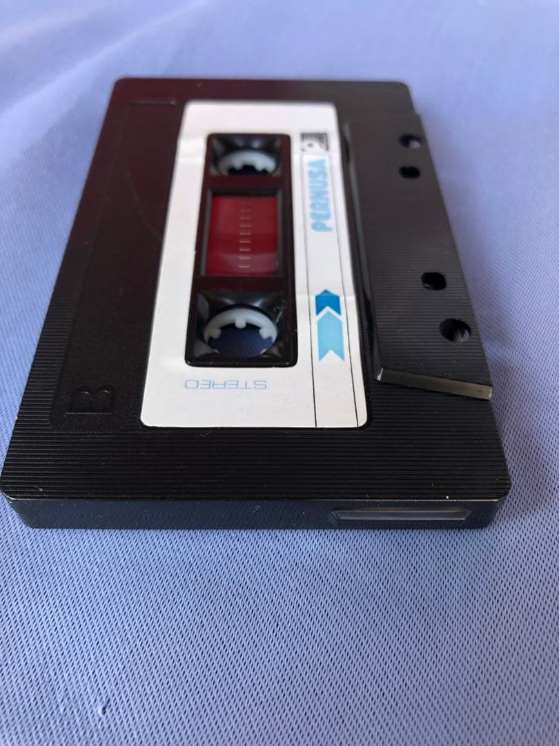 カセットテープ　希少品？珍品？ POP JAPAN 海外製　レトロ