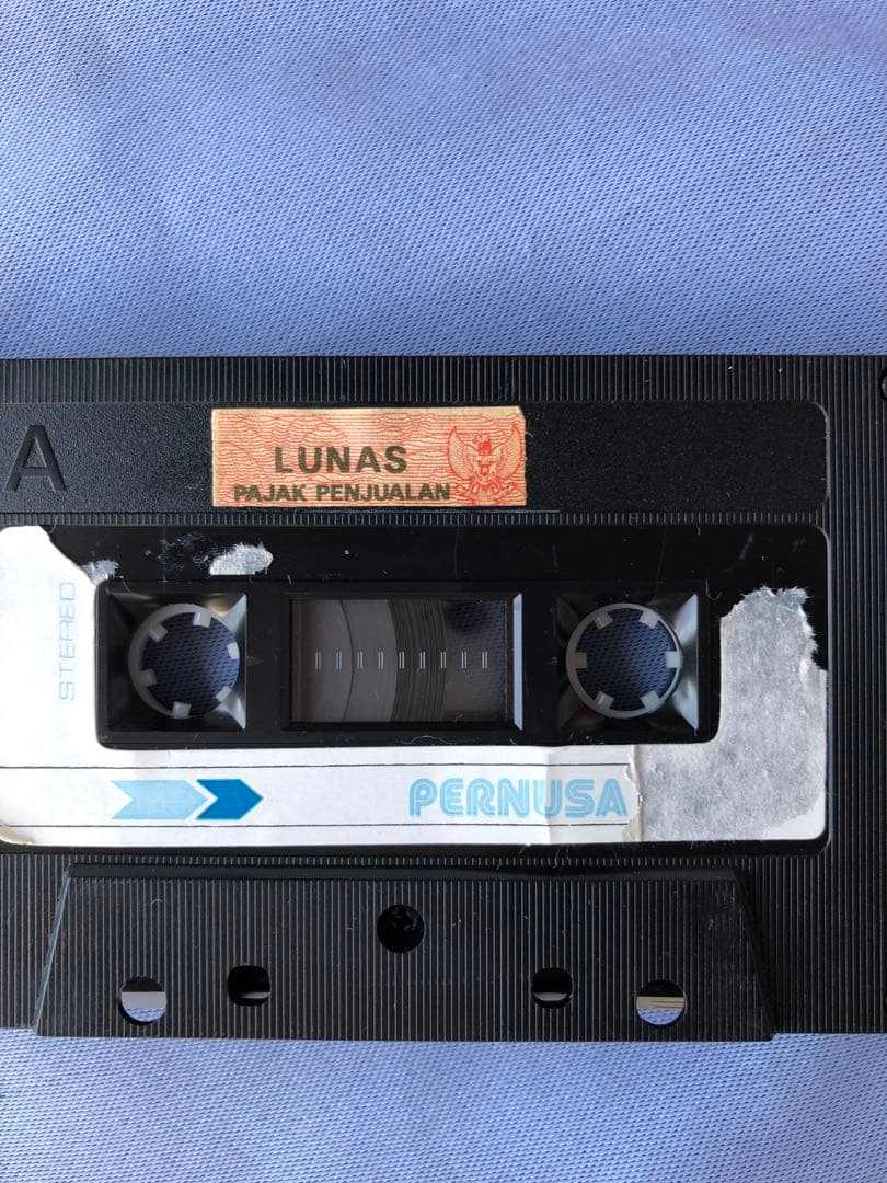 カセットテープ　希少品？珍品？ POP JAPAN 海外製　レトロ