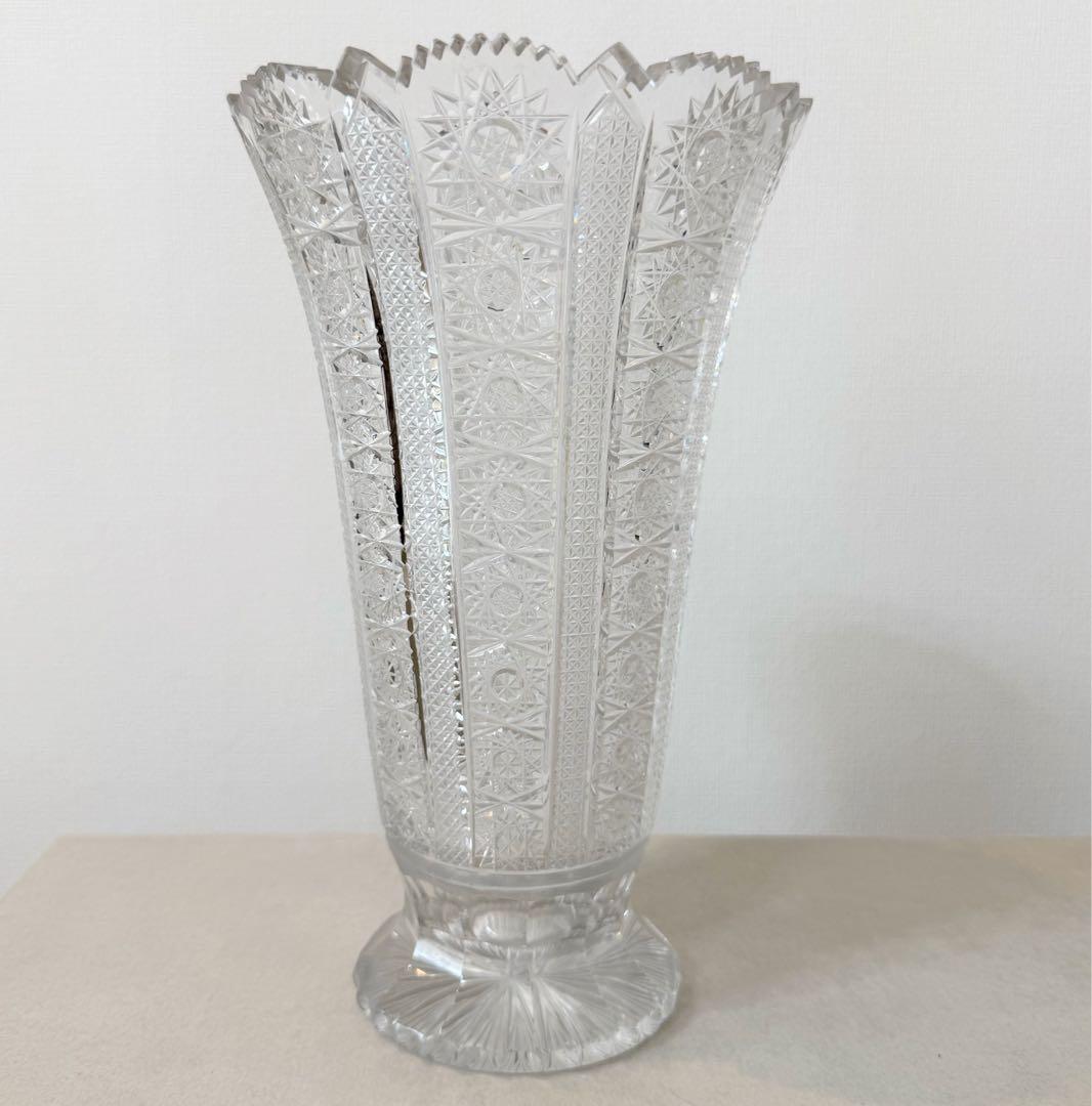 ボヘミア Bohemia クリスタル 花瓶 レースカット
