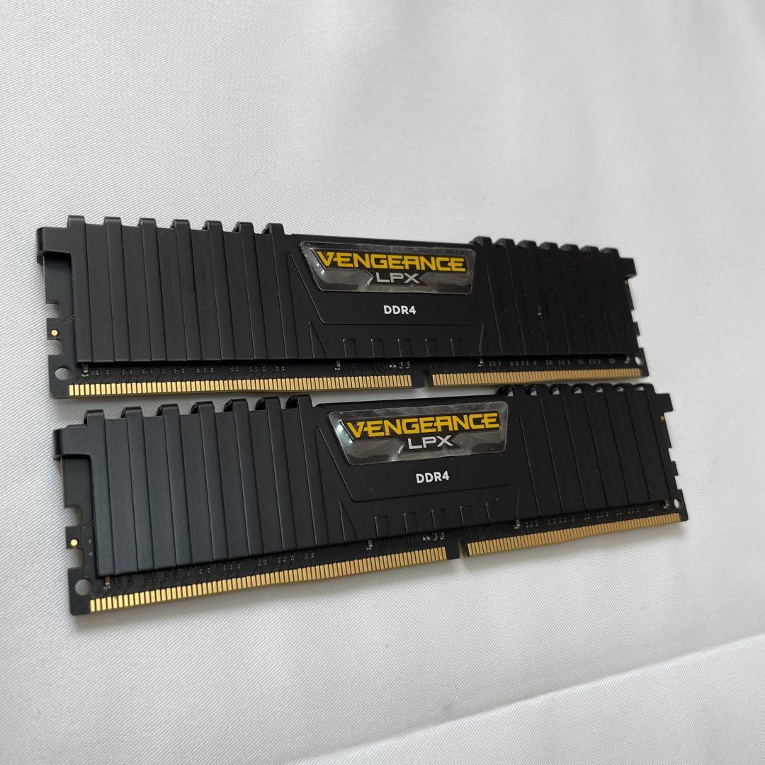 ①Corsair DDR4 2133 PC4-17000 合計32GB