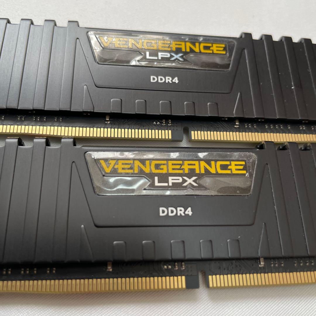 ①Corsair DDR4 2133 PC4-17000 合計32GB