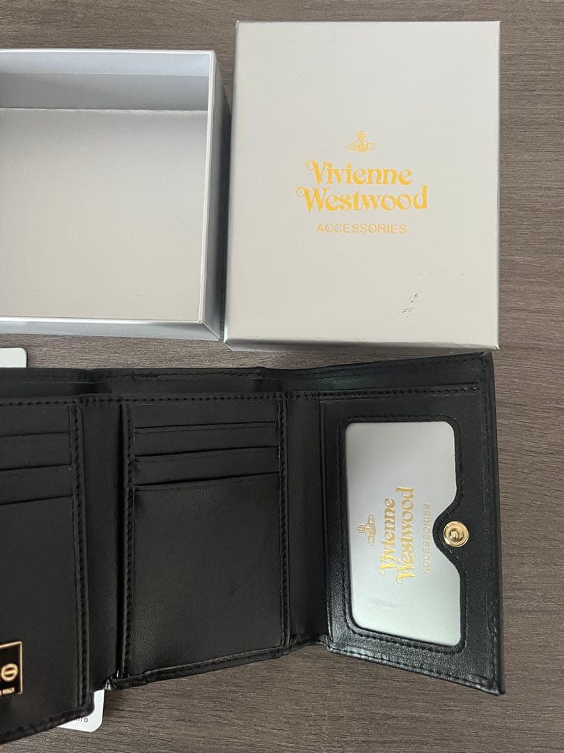 Vivienne Westwood 三つ折り財布 ブラック h4