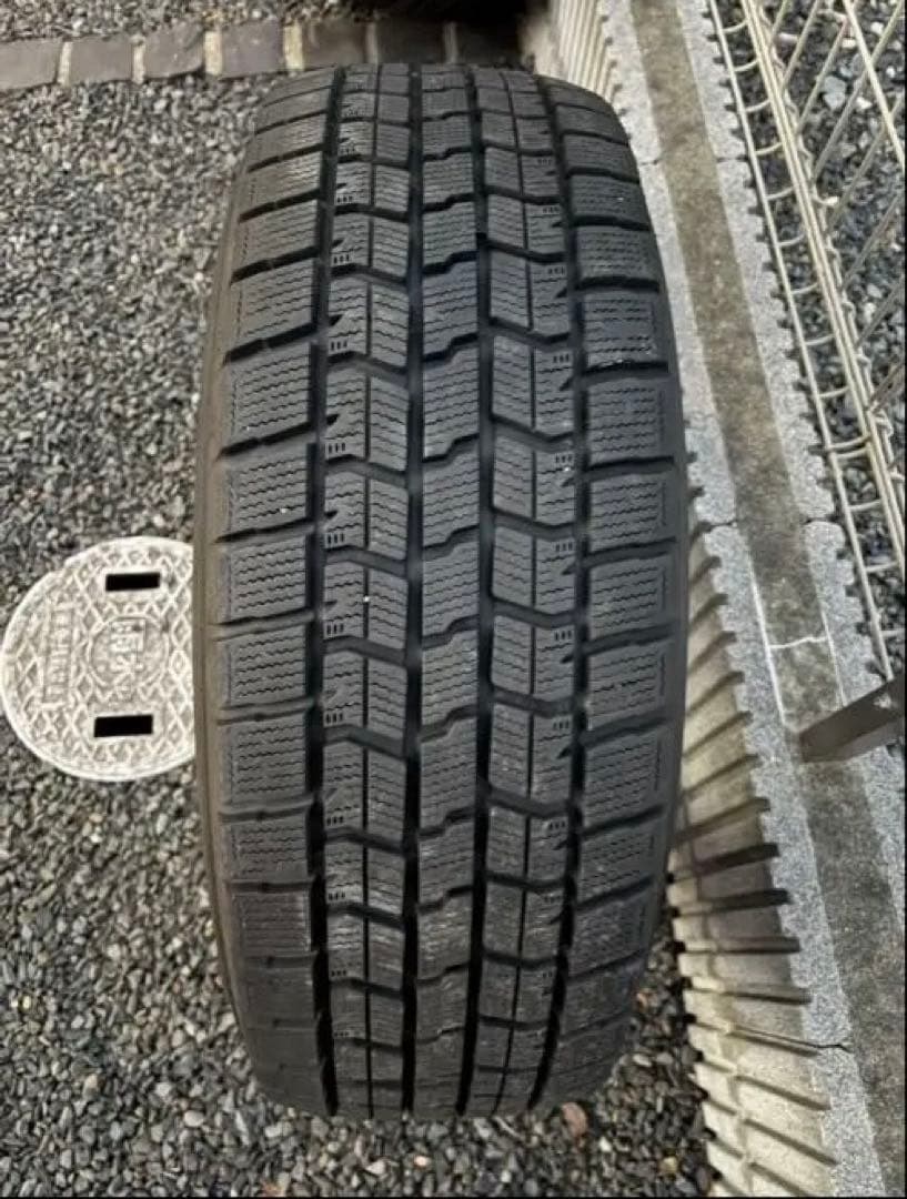 スタッドレスタイヤ ダンロップGOODYEAR ICENAVI