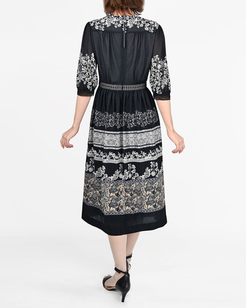 未使用　CHRISCELIN クリスセリーン 花柄プリントワンピース