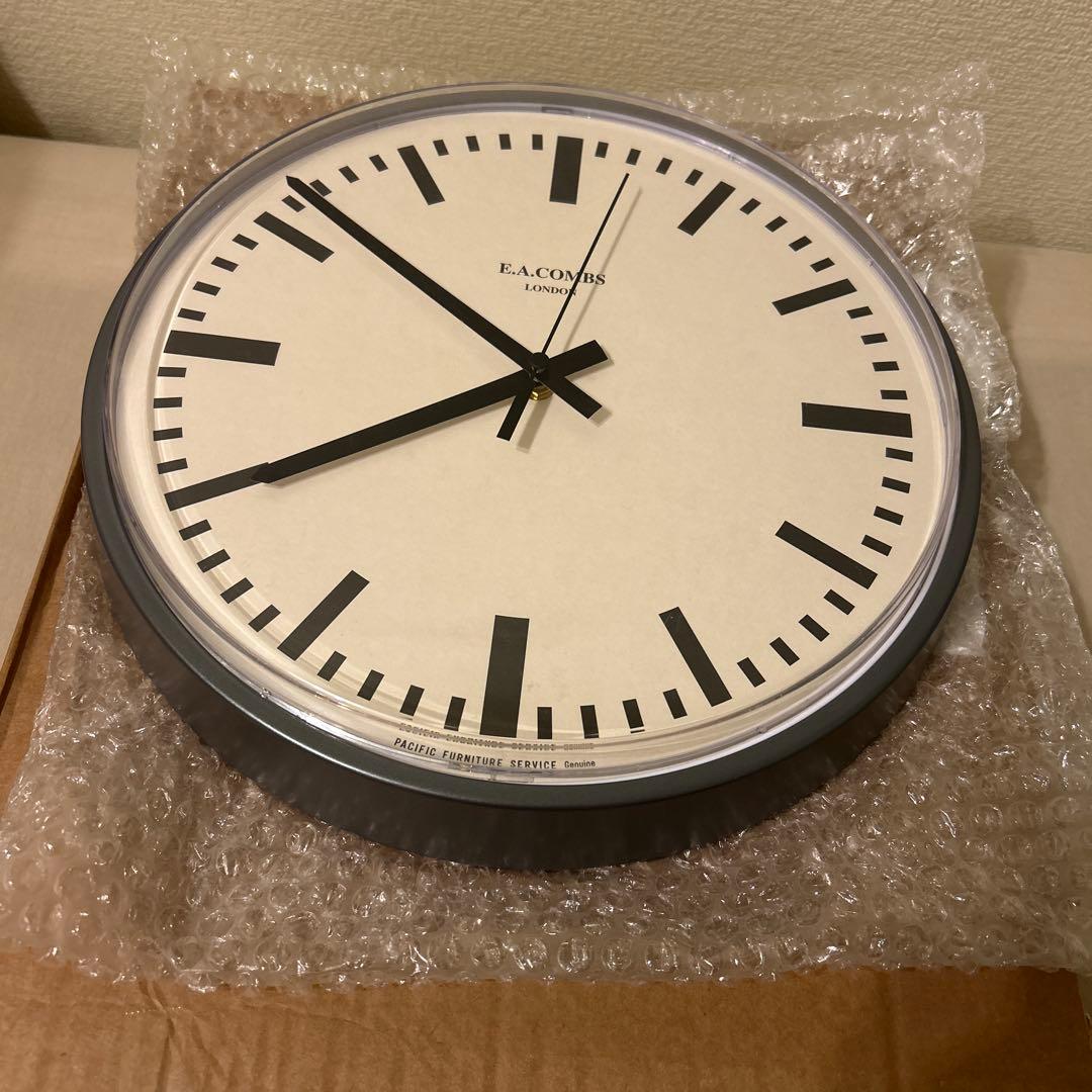 E.A.COMBS 壁掛時計　鉛色　シルバー　クロック　保証書　レシート　付き