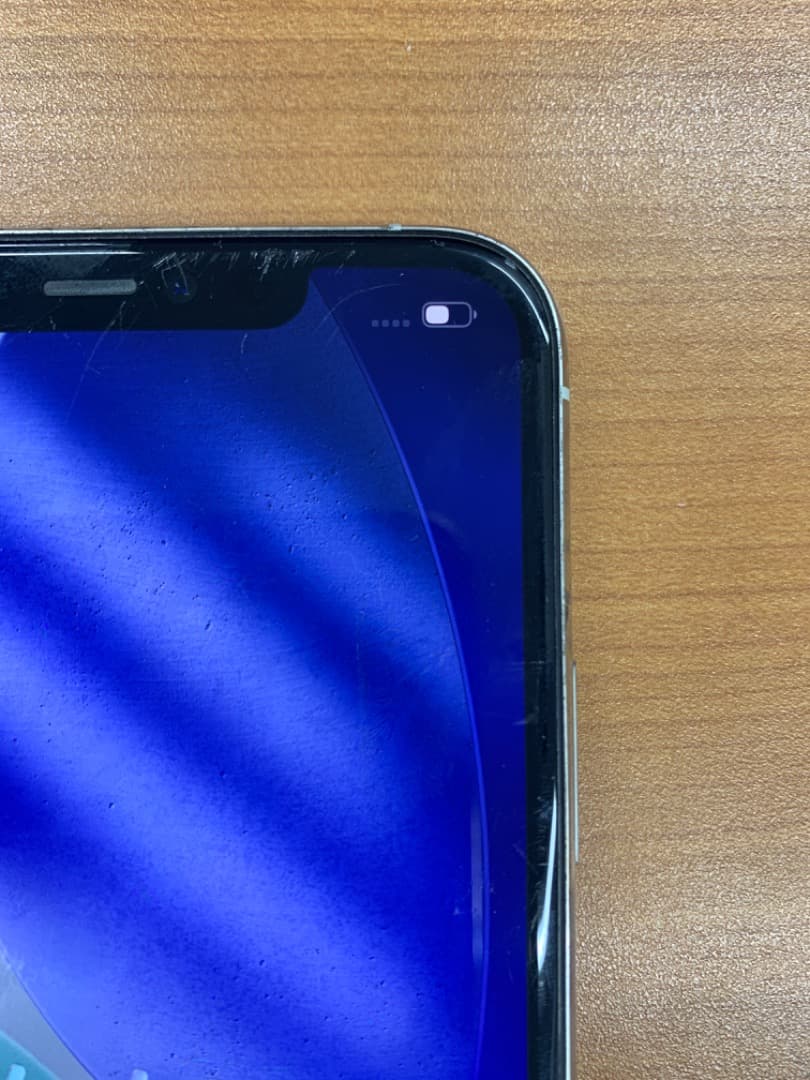 B*A様 動作確認済 iPhone 11 Pro Max 256GB ID Y8